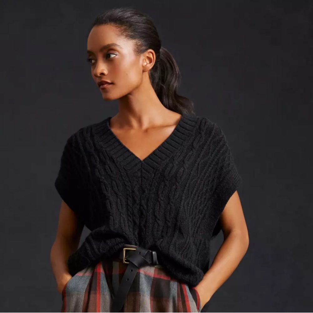 ANTHROPOLOGIE GRAY VEST SWEATER